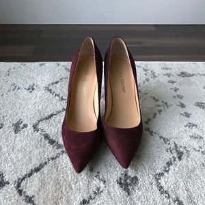 ✨FINAL SALE✨ Maroon pointed toe pumps